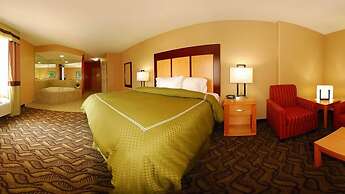 Comfort Suites Airport