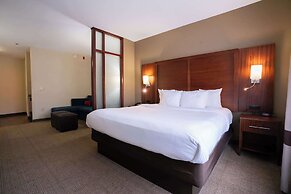 Comfort Suites Airport