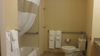 Hampton Inn & Suites Buffalo
