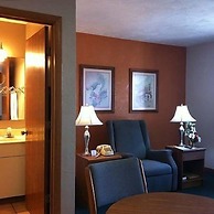 East Street Inn & Suites Tipton