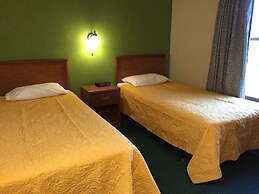 East Street Inn & Suites Tipton