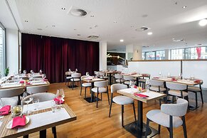 Park Inn by Radisson Frankfurt Airport Hotel