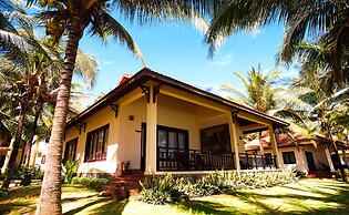 Golden Coast Resort and Spa