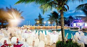 Golden Coast Resort and Spa