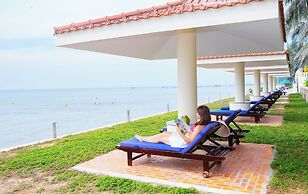 Golden Coast Resort and Spa