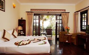 Golden Coast Resort and Spa