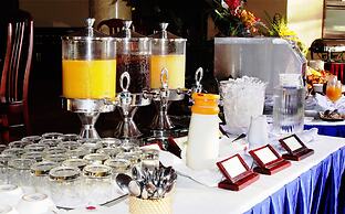 Golden Coast Resort and Spa