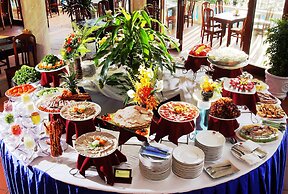 Golden Coast Resort and Spa