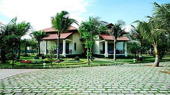 Golden Coast Resort and Spa