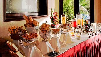 Golden Coast Resort and Spa