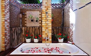 Golden Coast Resort and Spa