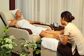 Golden Coast Resort and Spa