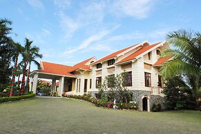 Golden Coast Resort and Spa