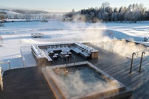 Selma Spa+