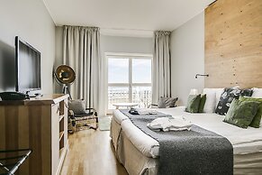 Selma Spa+