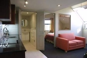 Athena Motel & Apartments