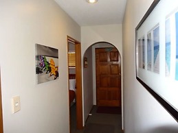 Athena Motel & Apartments