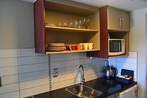 Athena Motel & Apartments