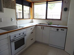 Athena Motel & Apartments