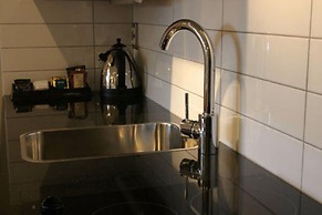 Athena Motel & Apartments