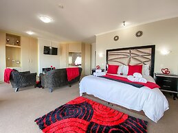 Bar T Nique Guest House