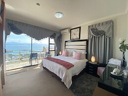 Bar T Nique Guest House