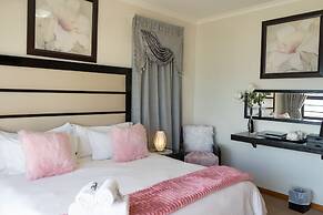 Bar T Nique Guest House