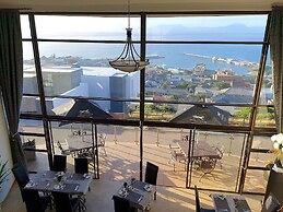 Bar T Nique Guest House