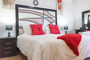 Bar T Nique Guest House