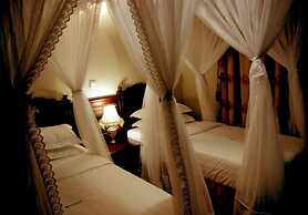 Mc-Ellys Hotel