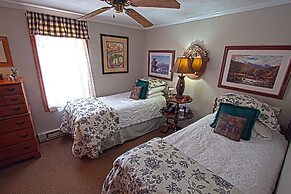 Phineas Swann Inn & Spa