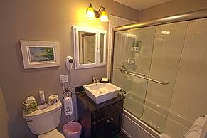 Phineas Swann Inn & Spa