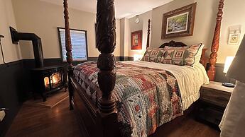 Phineas Swann Inn & Spa