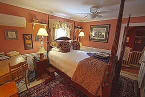 Phineas Swann Inn & Spa