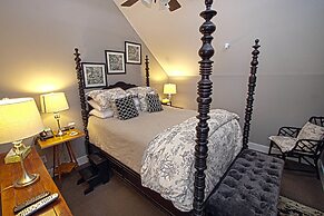 Phineas Swann Inn & Spa