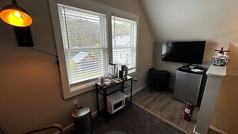 Phineas Swann Inn & Spa