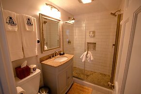 Phineas Swann Inn & Spa