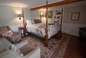 Phineas Swann Inn & Spa