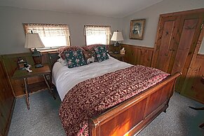 Phineas Swann Inn & Spa