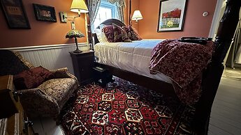 Phineas Swann Inn & Spa