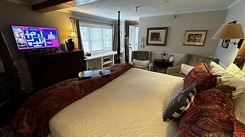 Phineas Swann Inn & Spa