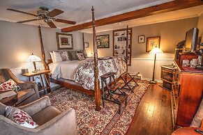 Phineas Swann Inn & Spa