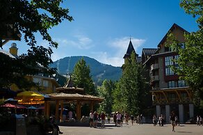 Whistler Town Plaza