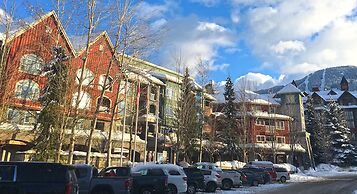 Whistler Town Plaza