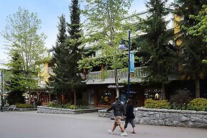 Whistler Town Plaza