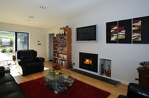 City Lights Boutique Lodge