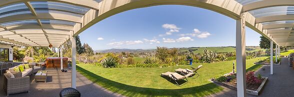 City Lights Boutique Lodge