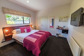 City Lights Boutique Lodge