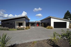 City Lights Boutique Lodge