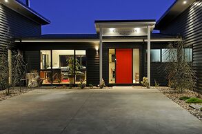 City Lights Boutique Lodge